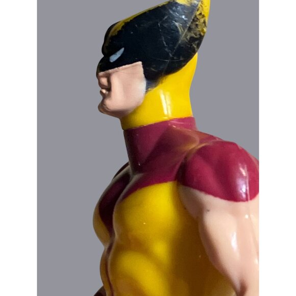 Vintage 1984 Marvel Wolverine Action Figure - Yellow & Red Suit - Collectible To - Picture 11 of 12